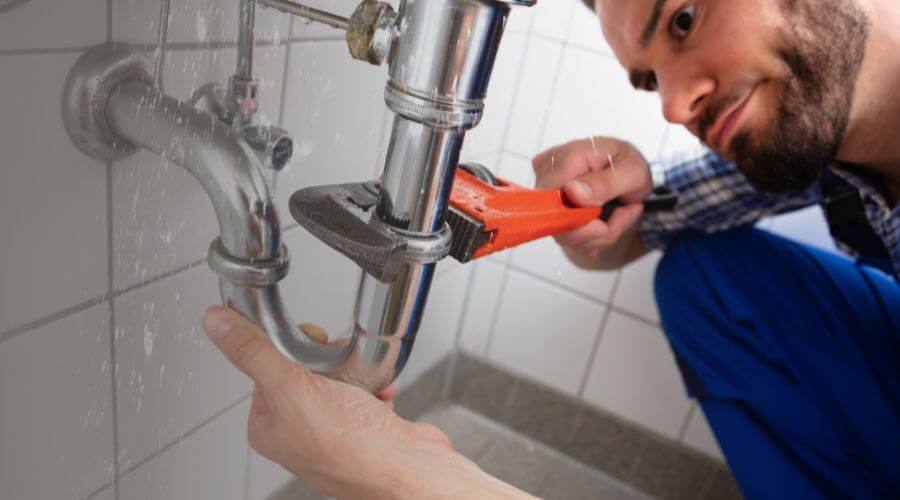 Professional same day plumber services in Redding, IA